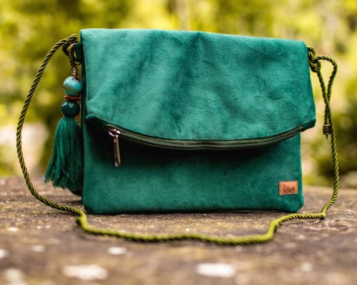 Bolsa Clutch suede verde